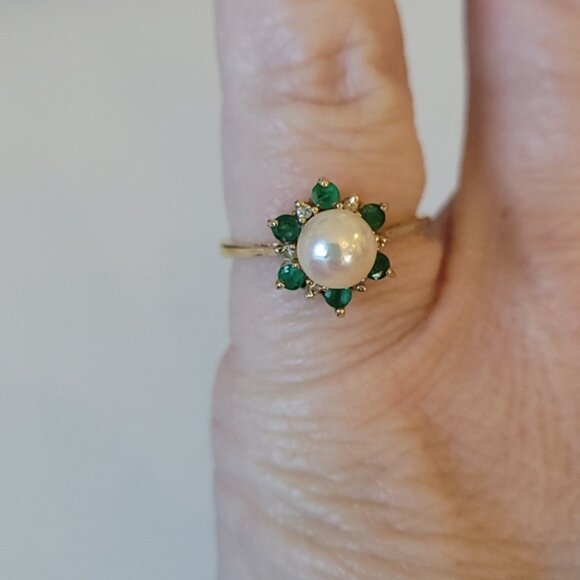 Vintage Yellow Gold Pearl Emerald Diamond Engagement Ring Size 5 - Picture 5 of 7